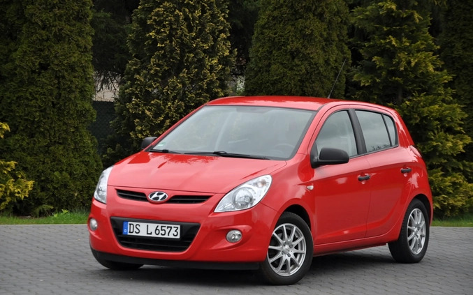 Hyundai i20 cena 15900 przebieg: 220000, rok produkcji 2011 z Ryglice małe 781